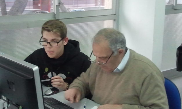 Non è mai troppo tardi – Lezioni di PC e Internet per Anziani